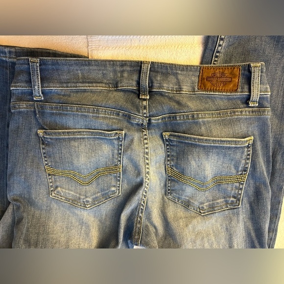Harley-Davidson Blue Boyfriend Jeans with Distressed Look - Picture 2 of 7